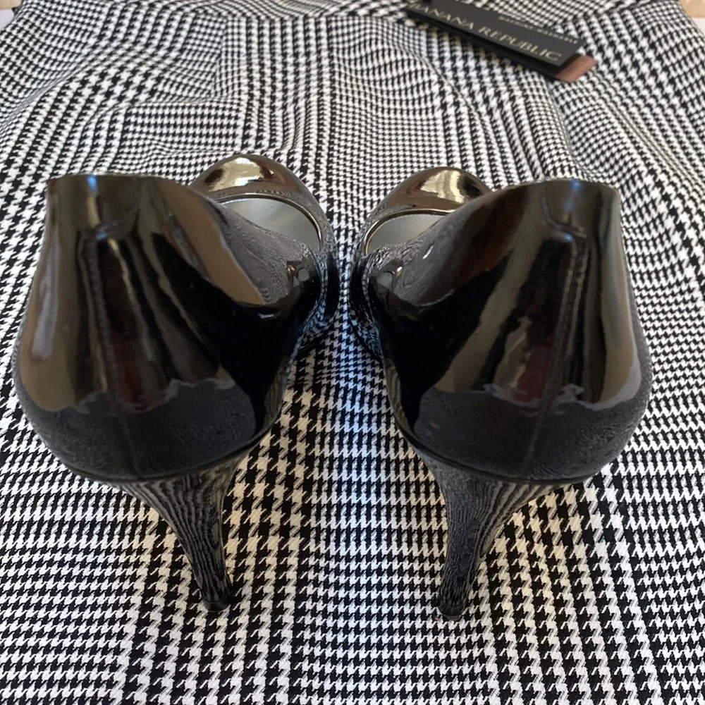 Jessica Simpson Patent Black heels 7.5 Size - Picture 3 of 7